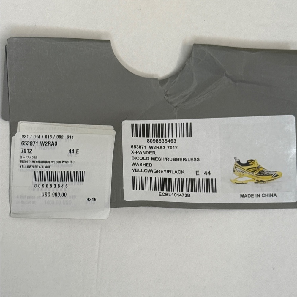 Balenciaga Men's Sneakers in Vibrant Yellow and Black - Picture 2 of 10